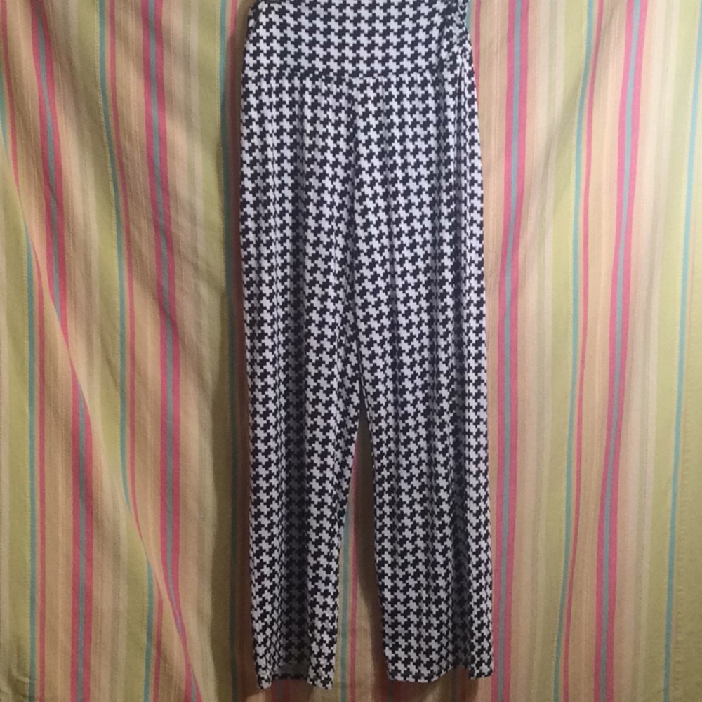 Mudpie black and white pants